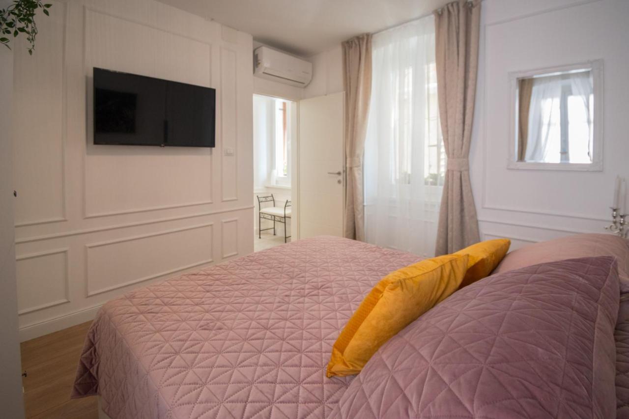 Apartment Trixi Maksimijan Pula Zewnętrze zdjęcie
