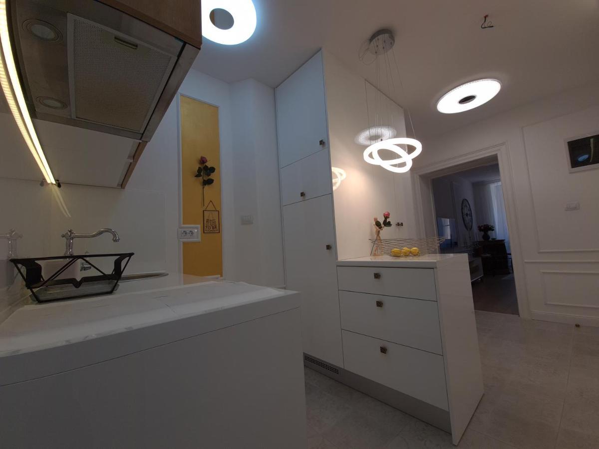 Apartment Trixi Maksimijan Pula Zewnętrze zdjęcie